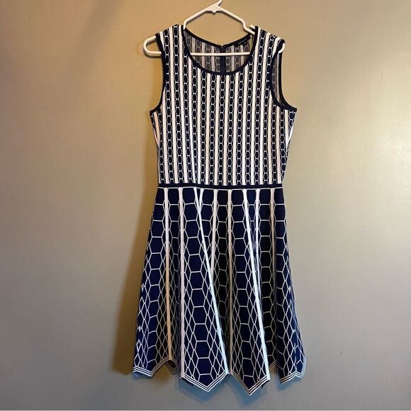 Pink Tartan A Line dress size large - Picture 1 of 8